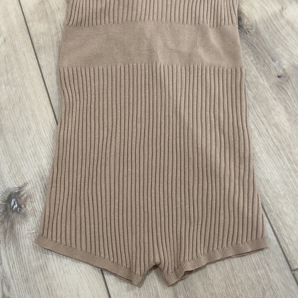 MISTRESS ROCKS ROMPER - Picture 15 of 15